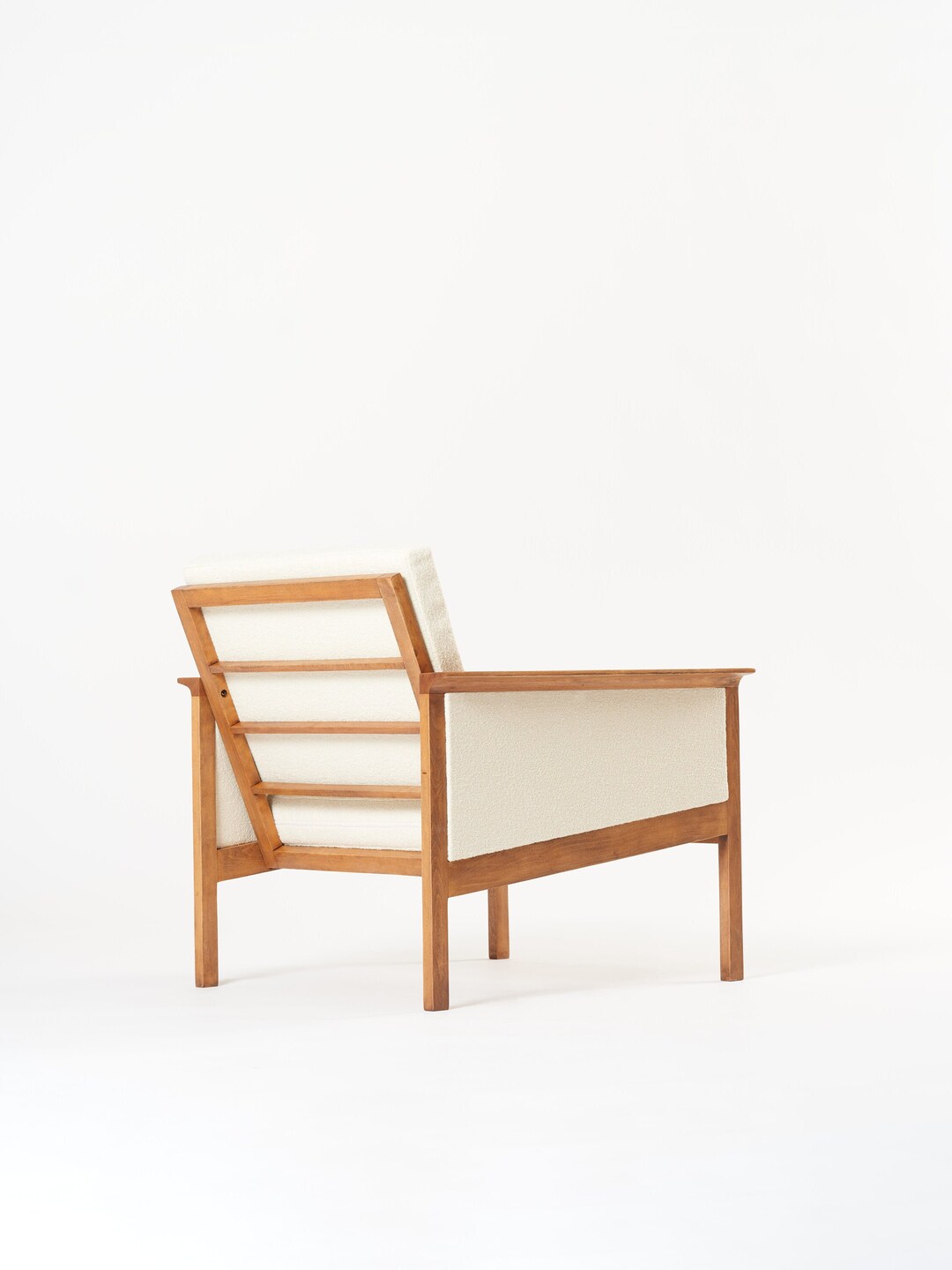 Beautiful view of Restoring Mid Century Modern Armchairs