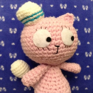 Handmade Crochet Cat Doll: Peg Plus Cat Inspired Roxane, 10-inch