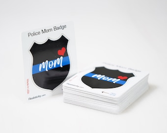 Orgullosa mamá Oficial de Policía Insignia Pegatina Delgada Línea Azul Madre Corazón Amor Copa Computadora portátil Vehículo Vehículo Ventana Parachoques Vinilo Calcomanía
