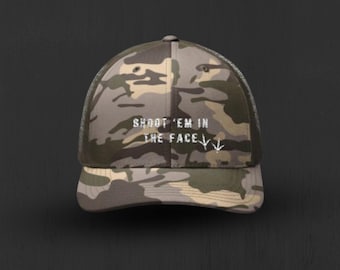 Camouflage truckerhoed - jachthoed - kalkoenhoed - geborduurde militaire stijl, buitenpet voor jacht, uniek cadeau voor hem, nieuwe jager