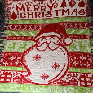 Santa Snuggle Mosaic Crochet Pattern