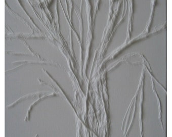 Árbol Fantasma Trabajo textil sobre lienzo.