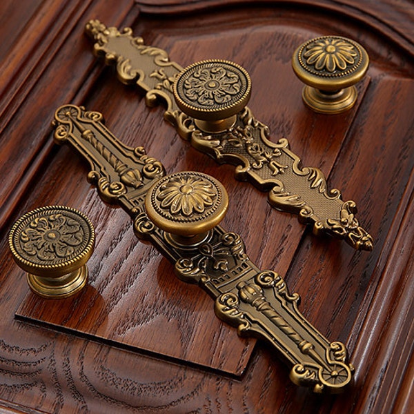 Dresser Knobs Handles Drawer Knobs Pulls Handles Kitchen Cabinet Knobs Handles Antique Brass Ornate Furniture Door Handles Knobs Back Plate
