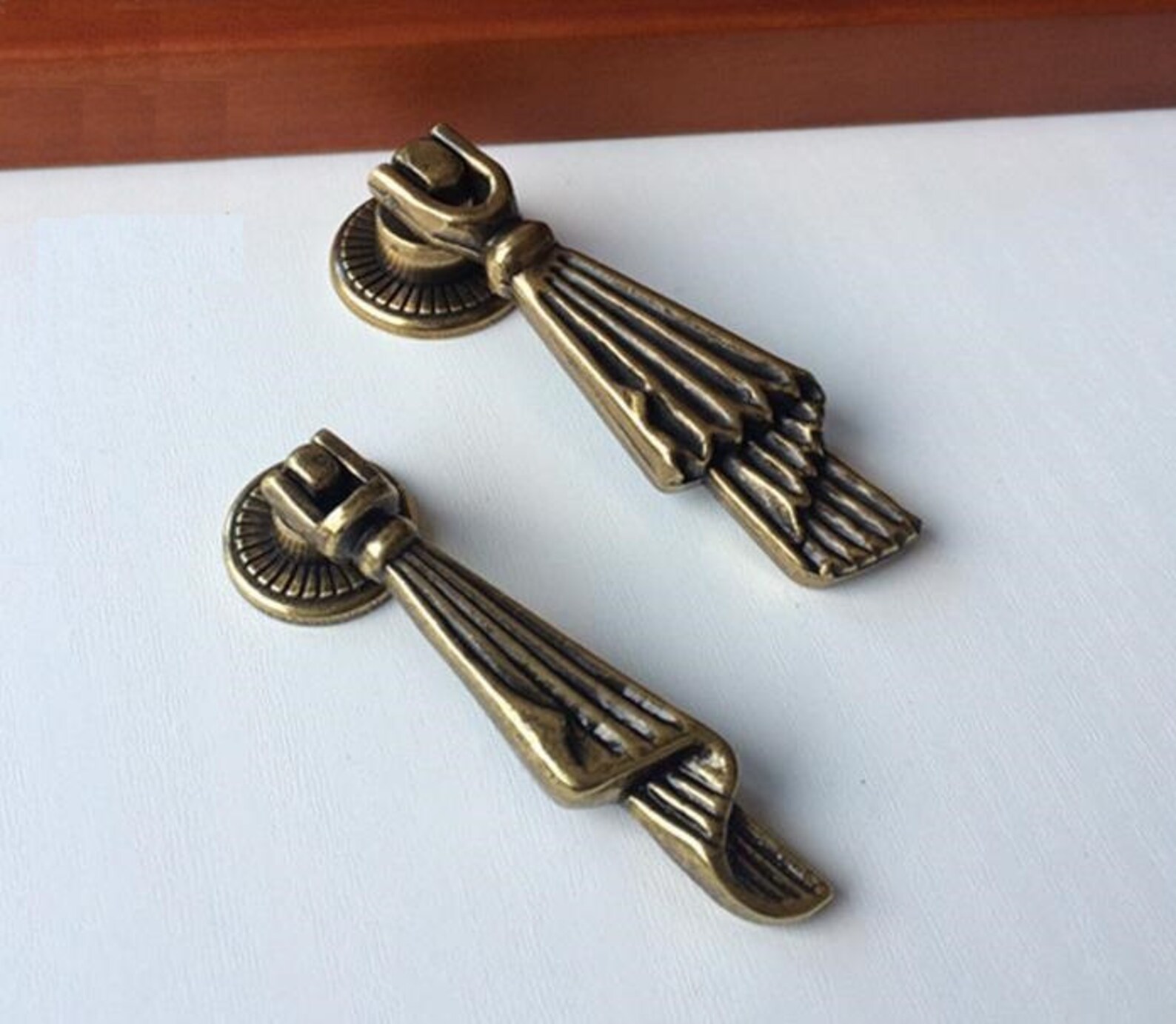 Vintage Drop Pulls Knobs Dresser Drawer Pulls Handles Knobs Etsy UK