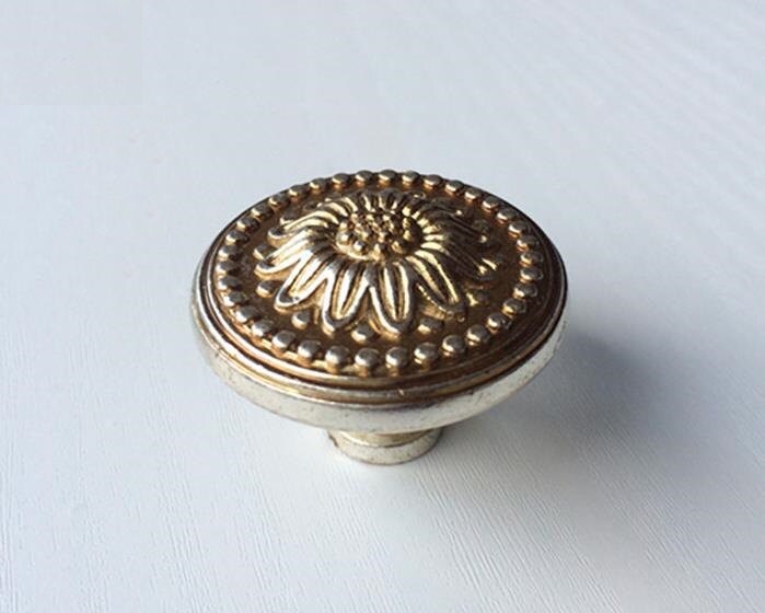 Dresser Knobs Antique Silver Gold Drawer Pulls Knobs Handles / Etsy