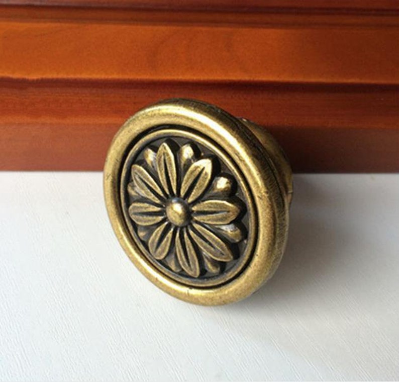 Antique Dresser S Pulls Drawer Handles Vintage Image 0