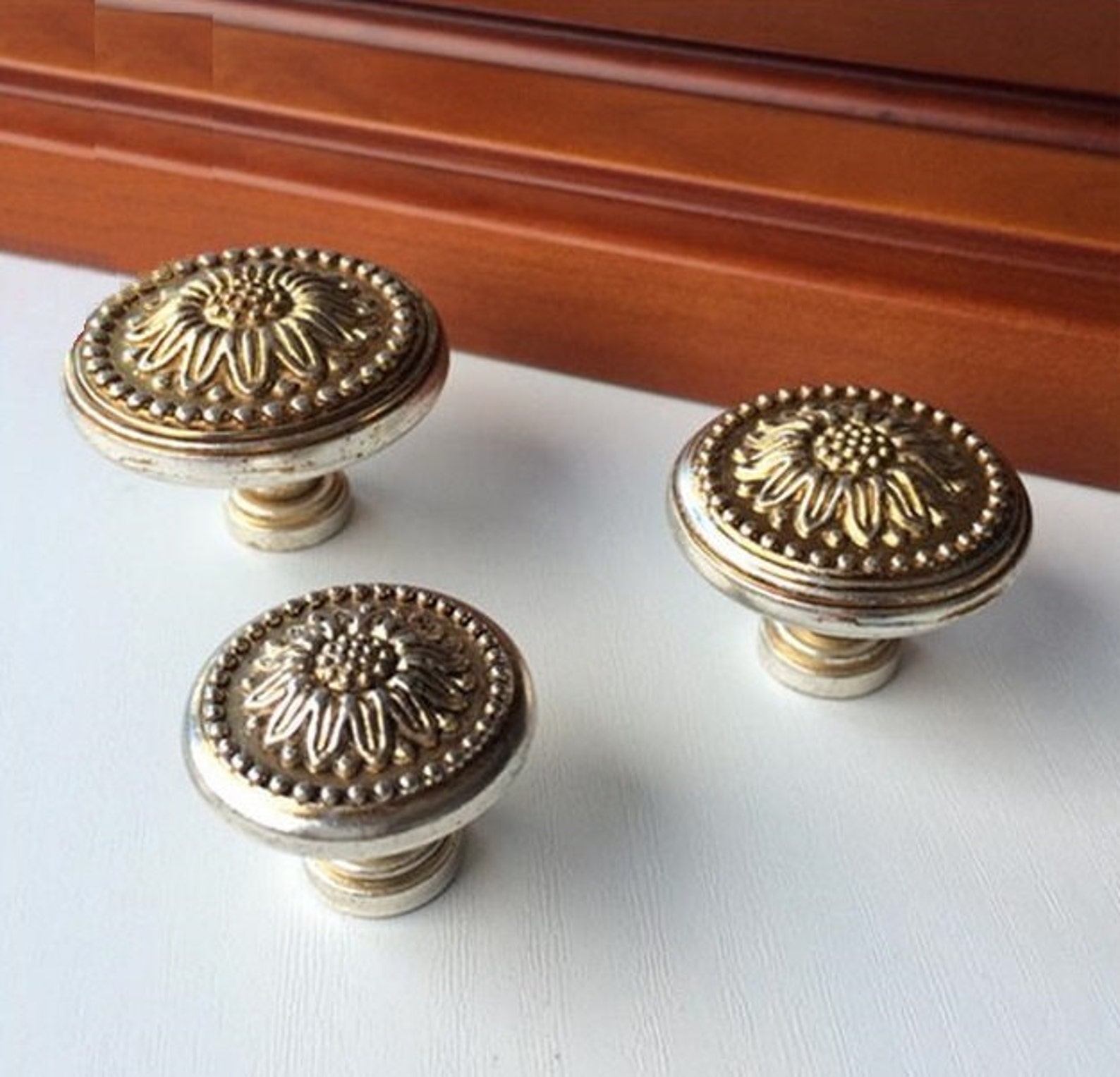 Dresser Knobs Antique Silver Gold Drawer Pulls Knobs Handles / Etsy