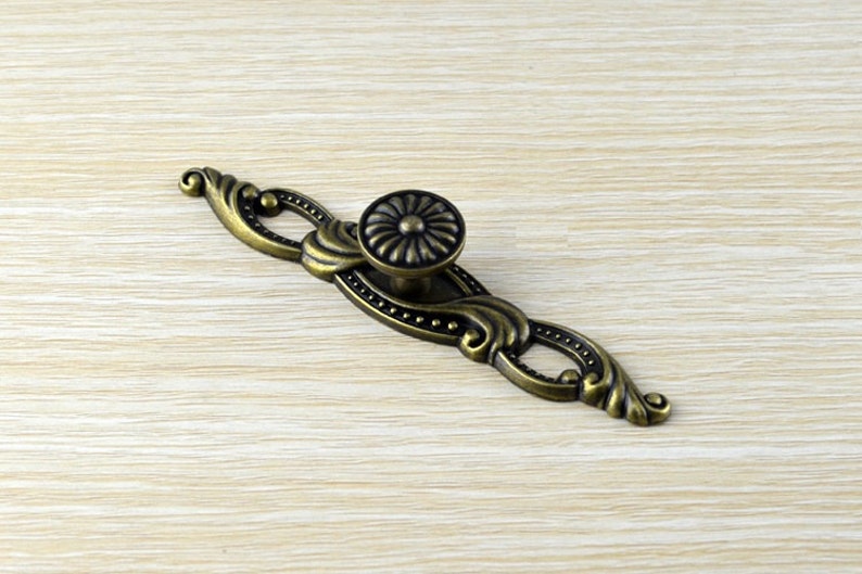 Rustic Dresser Drawer Knobs Pulls Back Plate Antique Bronze / Etsy