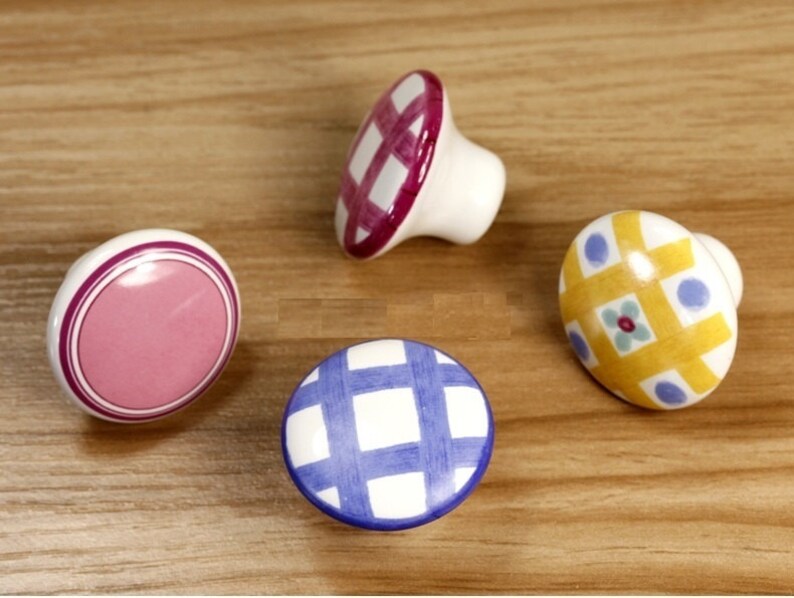 Assorted Cabinet Pulls & Knobs - Mixed Styles, Colors & Finishes (Open Box)