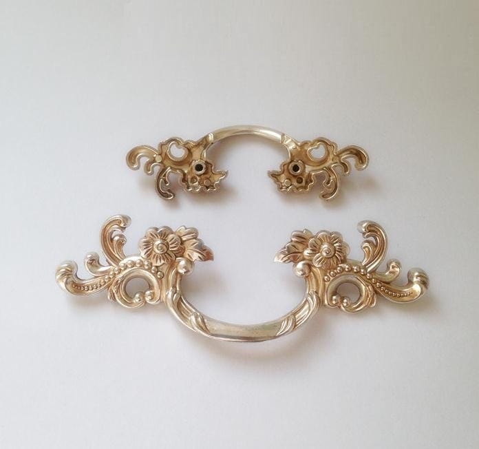 Shabby Chic Dresser Pulls Handles Drawer Pulls Knobs Antique Etsy