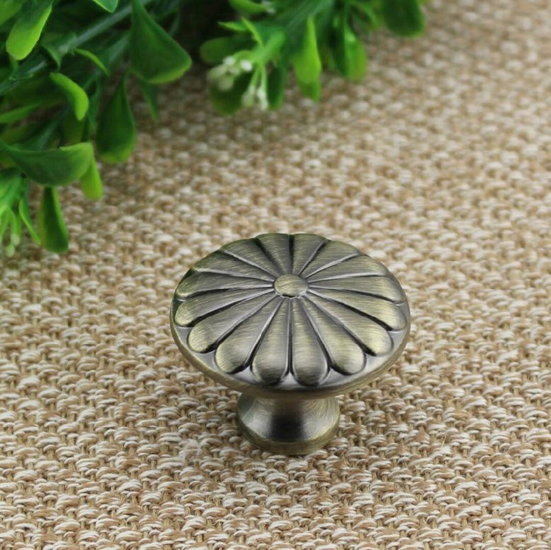 Rustic Dresser Knobs Handles Drawer Knobs Pulls Handles Etsy