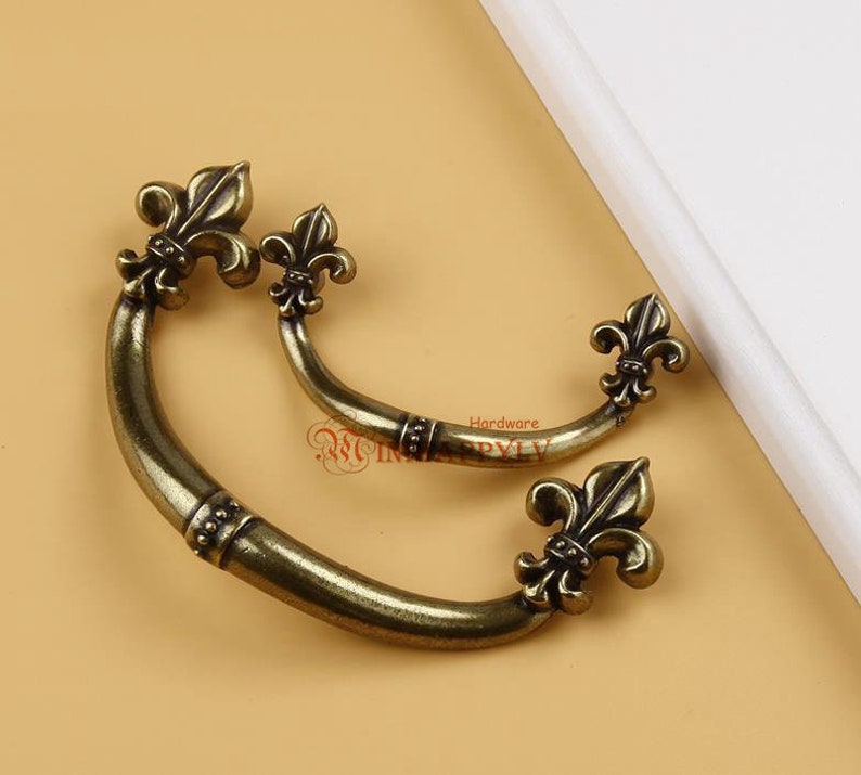 2.5 3.78 Fleur De Lis Knobs Handles Pull Etsy