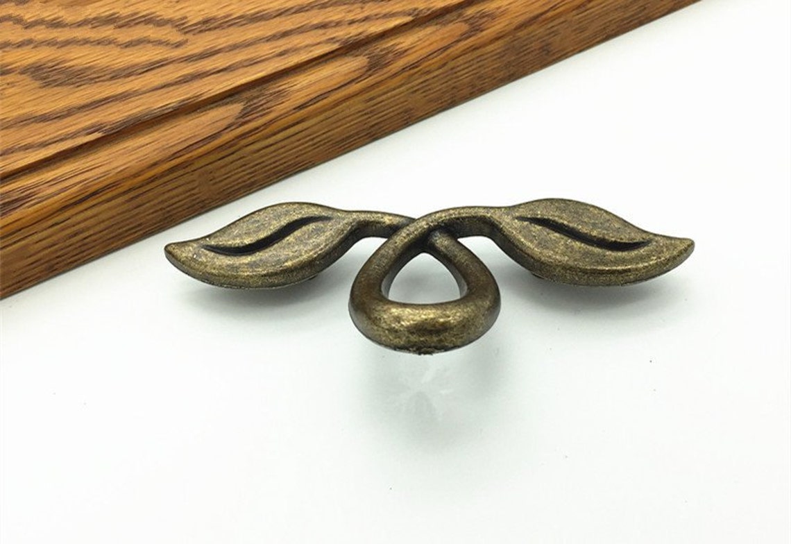 2 Dresser Pulls Handles Drawer Pulls Handles Knobs Etsy
