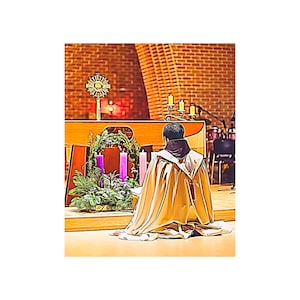 8&quot;x10&quot; DIGITAL Jesus Eucharist Priest Adoration Mass DIY Poster Digital Printable Picture A-091721