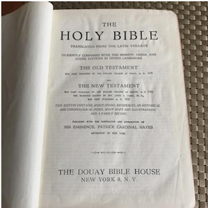The Holy Bible Catholic Dovay Bible House New York 1935. Translated From Latin