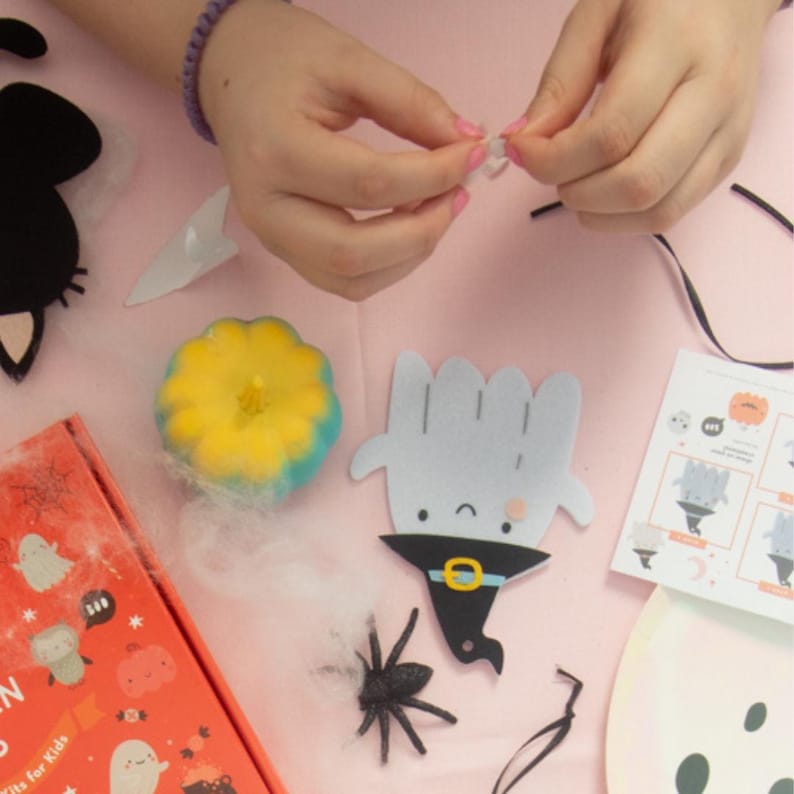 Halloween Party Favor Craft Kits for Kids Halloween Crafts for Classroom Halloween Party Easy Crafts for Halloween  Party Kids Boo Basket