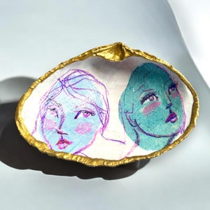 Decoupage Seashell Ring Dish: Hand-Painted Gold Trim, Coastal Jewelry Tray