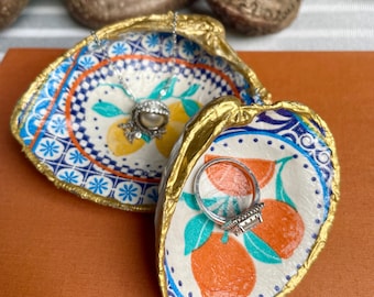 Italian Amalfi Coast Shell Trinket Dish, Italy Capri Ring Dish, Chinoiserie Blue Tiles and Lemons, Gift for Engagement,Bride,Bridesmaid,Mom