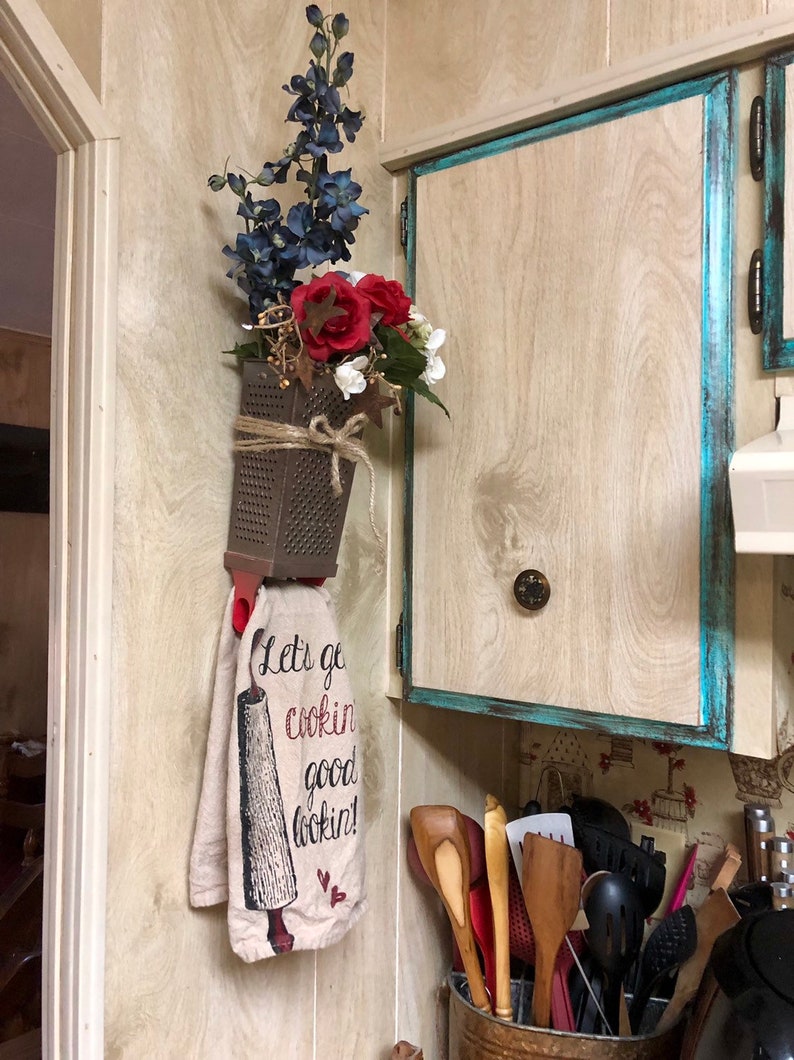 Americana cheese grater towel holder / towel holder / Etsy