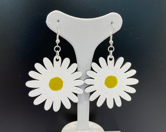 Flower Earrings, White Daisy Earrings, Hand Coloured Earrings, Dangle Earrings, Drop Earrings, Summer Earrings, MDF Wood Earrings, Gift