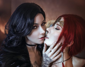 Witcher's Dream: YENNEFER & TRISS Hoge kwaliteit A4 Print - Vengerberg Merigold The Witcher Kiss Lightning Cosplay Rekii Fotografie Print