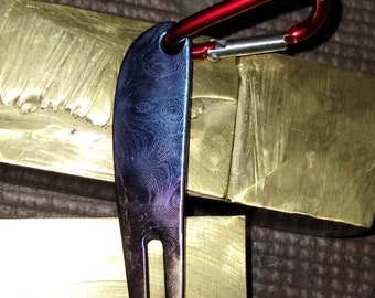 Sku# "The Paddle" Handmade Damascus Steel Divot Tool by Dave Curry - Caribiner Clip for Golf Bag - Hand Torched Iridescent Hand Ground