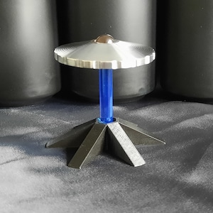 Mini ufo sculpture