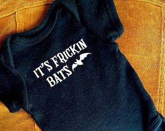 Es Frickin Bats Halloween mono negro para bebé