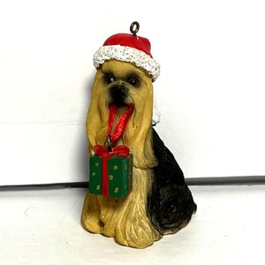 Vintage Midwest Cannon Falls Dog with Present Christmas Ornament