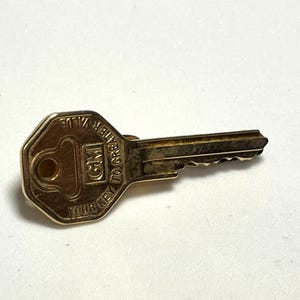 Vintage GM Key Rochester Division Hickok USA Tie Clip