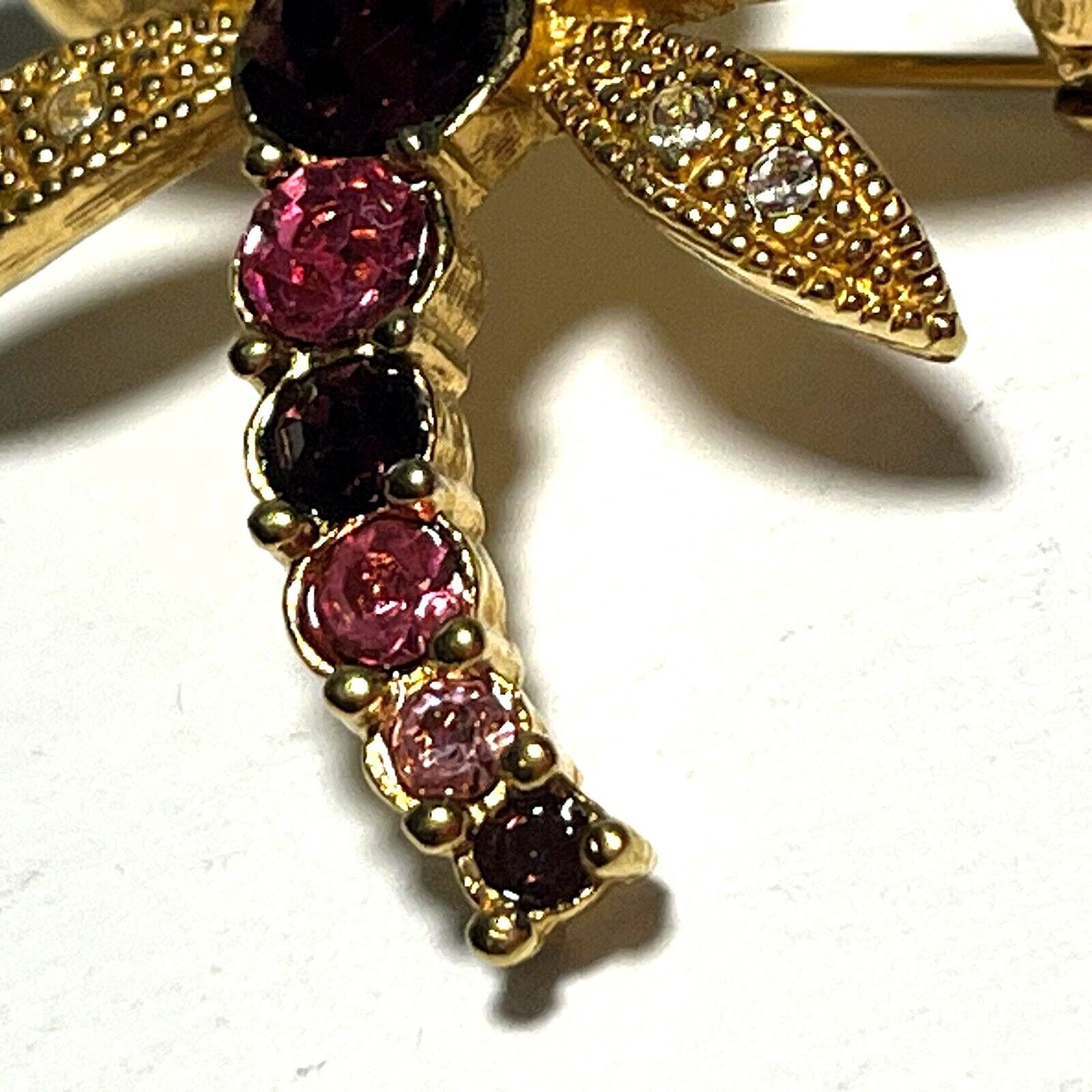 Broche Vintage Libellule - Acier Doré Avec Pierres Roses Et Violettes - Occasion, Bijou Fantaisie