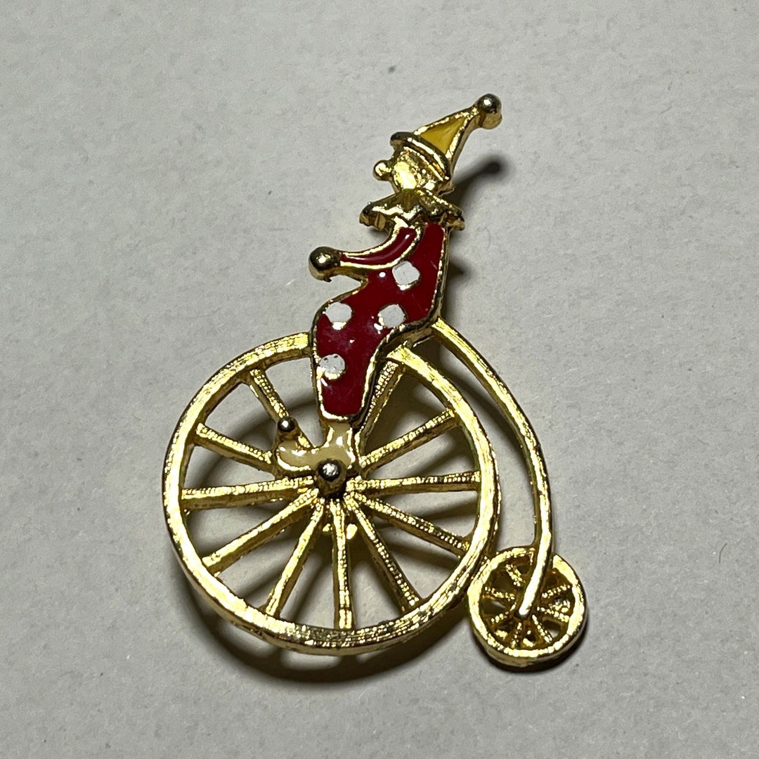 Spilla steampunk spilla distintivo spilla argento gotico pipistrello