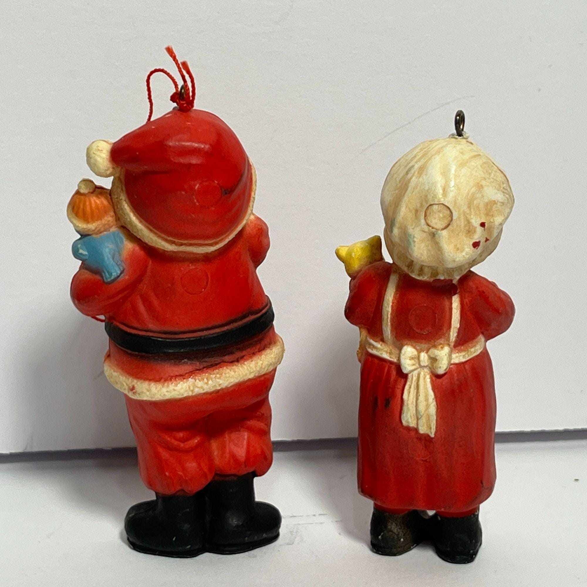 ヴィンテージのサンタとサンタクロースのクリスマスオーナメント