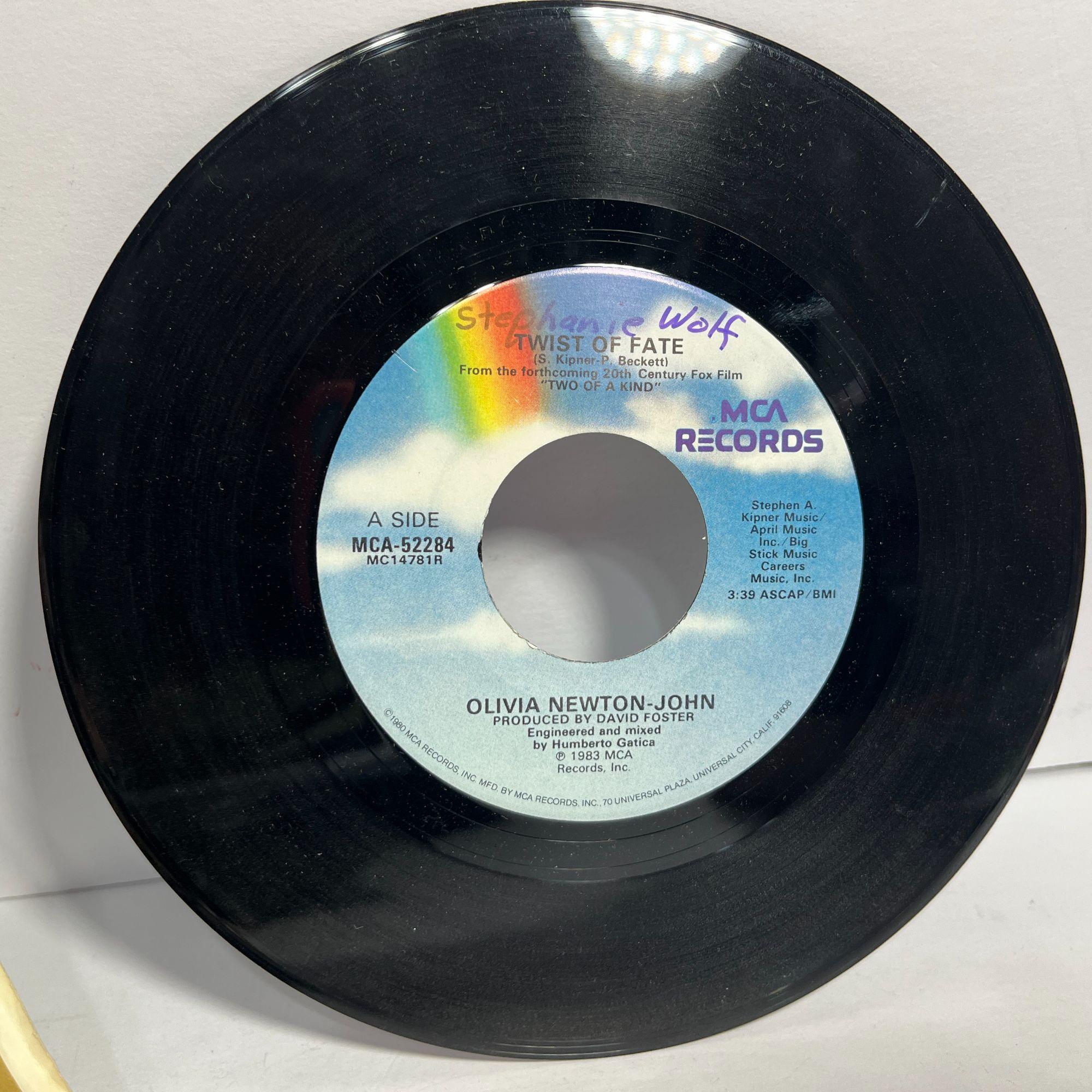 オリビア・ニュートン・ジョン 45回転レコード ツイスト・オブ
