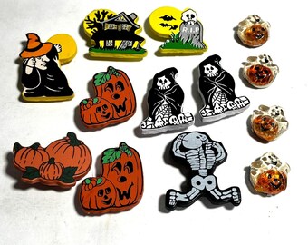 Vintage Halloween Button Covers lot of 13