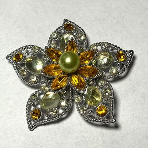 Vintage Flower Rhinestone Faux Pearl Lapel Pin Brooch
