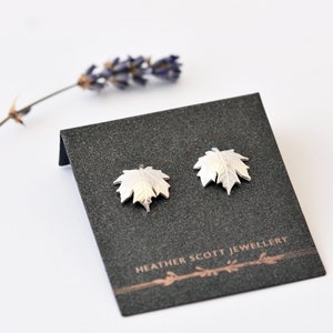 Maple leaf earrings, maple leaf jewellery, leaf earrings, inspired by nature gifts, canada emblem, silver maple leaf, silver earrings