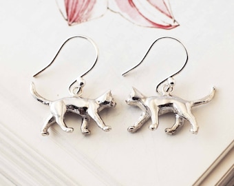 Cat earrings, cat jewellery, sterling silver, dangly earrings, handmade jewellery, uk jewellery, gifts for her, inspired by nature