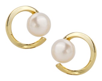 Round Shape Stud Earrings / 8KT Gold Plated Earrings / Freshwater Pearl Gift for her / June Birthstone /Pearl Earring