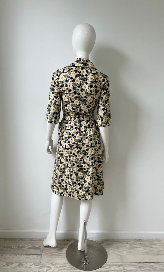 1970s Jacket / 70s Blue Floral Wrap Jacket / Small Gem