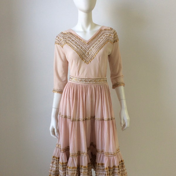 Vintage 1950s 2pc Skirt Set / 50s Pink Gold Patio Blouse and Skirt Set / Small