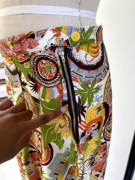 Vintage 1940s Tropical Print Silky Matching Set - image 10