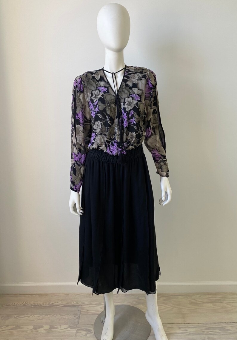 Vintage shops 1980s Dress / 80s Diane Freis Floral Silk Dress / Medium