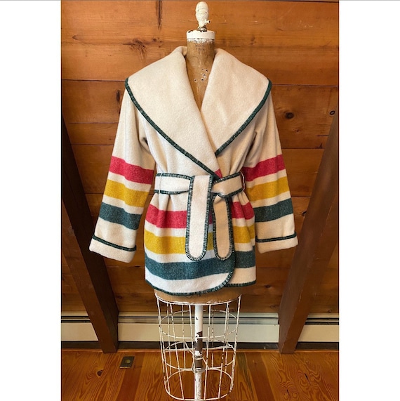 Vintage 1970s Coat / 80s Woolrich Hudson Bay Strip