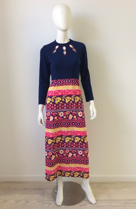 Vintage 1970s Dress /70s Cut Out Colorful Dress / 