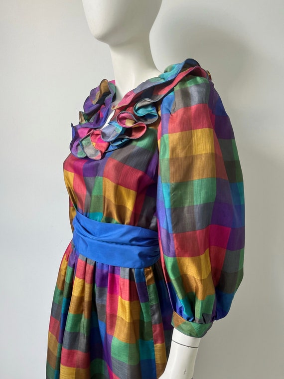 Vintage 1980s Dress / 80s Rainbow Madras Ruffle D… - image 4