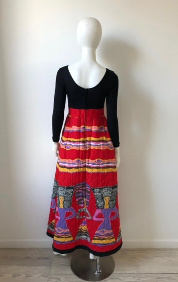 1970s Dress / 70s Ladies Print Quilted Maxi Dress… - image 7