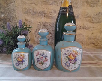 Francuskie butelki wysłane 3 butelki perfum Francuskie butelki porcelanowe Kwiaty