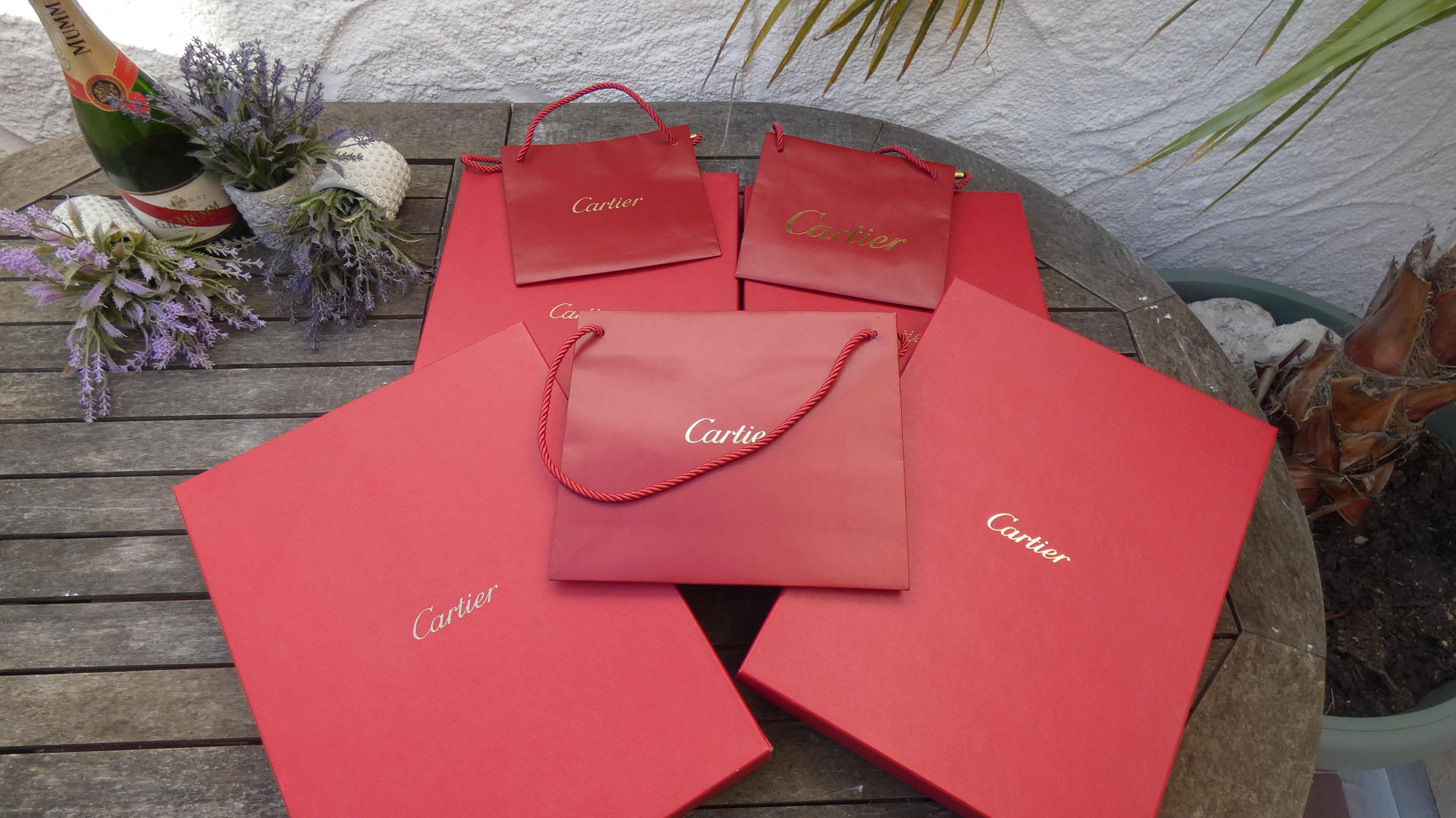 Cartier レッドボックスとバッグセット Cartier レッドボックスと