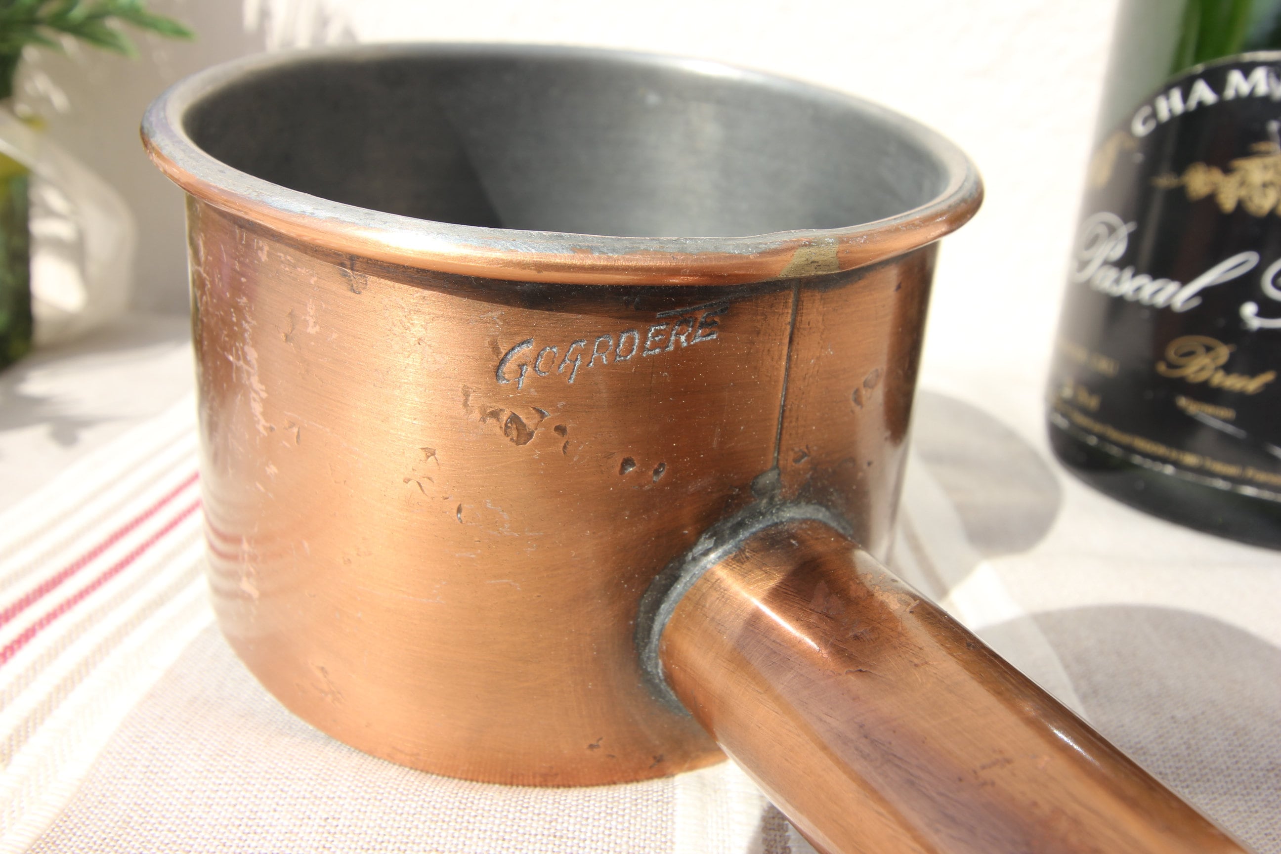 Pot En Cuivre Signé J. Goardère - Meilleur Ouvrier De France - Vintage